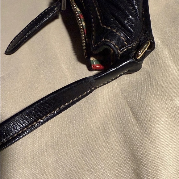 Gucci Britt Leather Hobo Bag - Picture 13 of 16